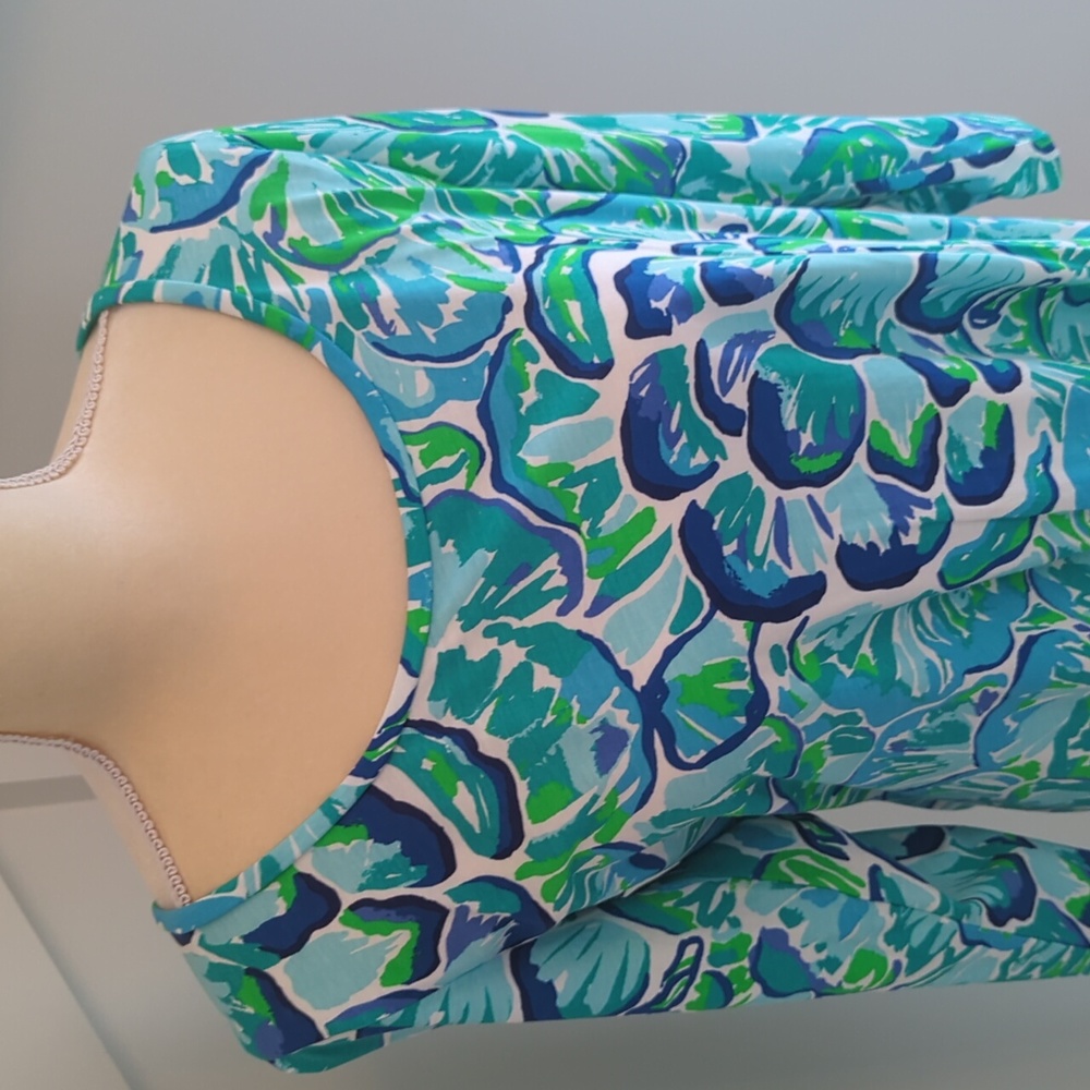 Lilly Pulitzer 100% Cotton  3/4 length sleeve dress.